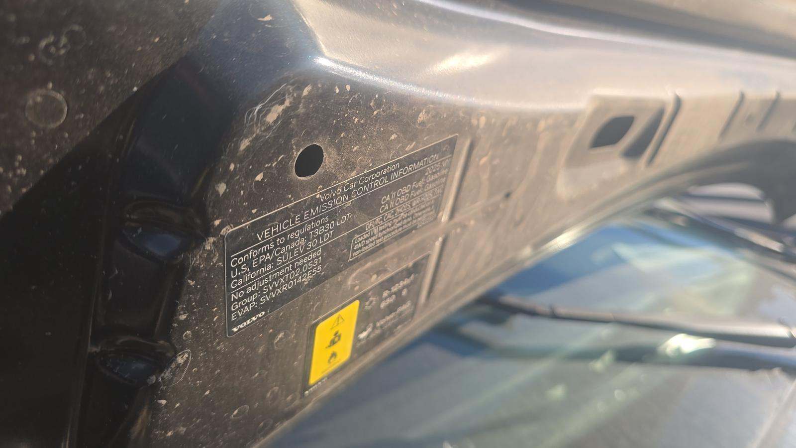 2025 Volvo XC60 B5 Plus AWD