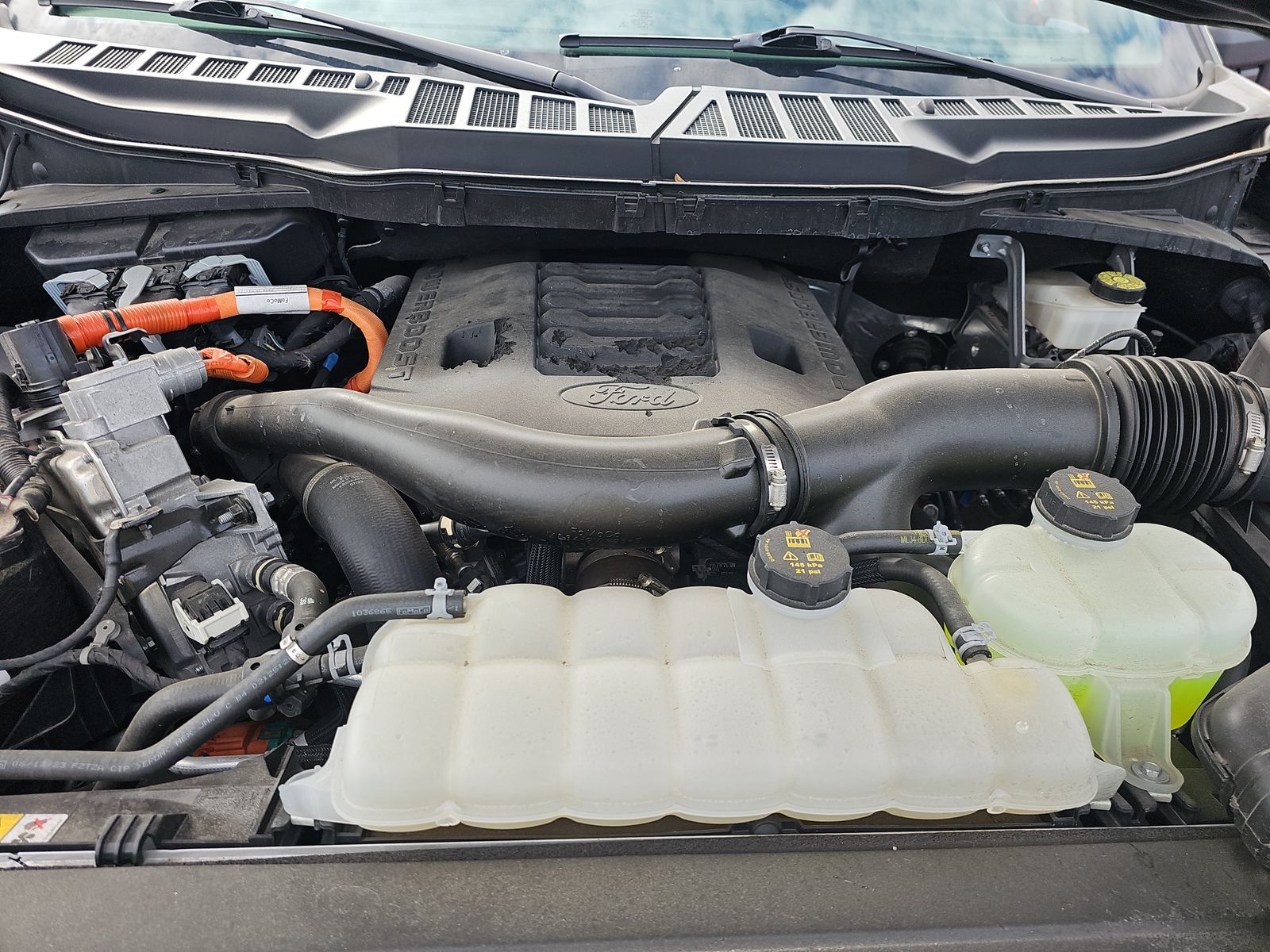 2023 Ford F-150 Hybrid XLT AWD