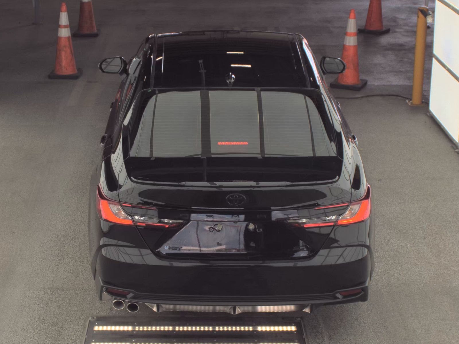 2025 Toyota Camry SE FWD