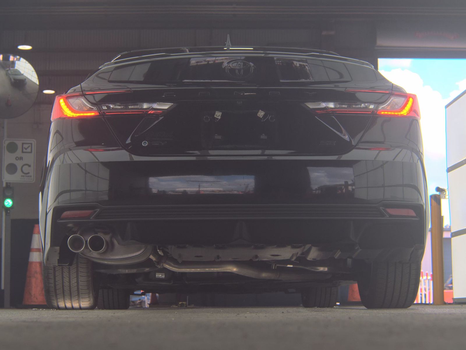 2025 Toyota Camry SE FWD