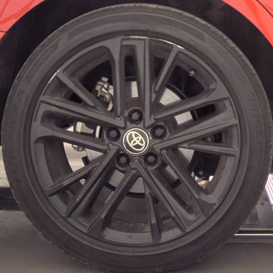 2025 Toyota Camry SE FWD