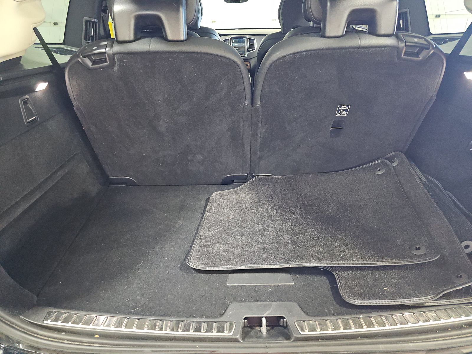 2024 Volvo XC90 B6 Plus AWD