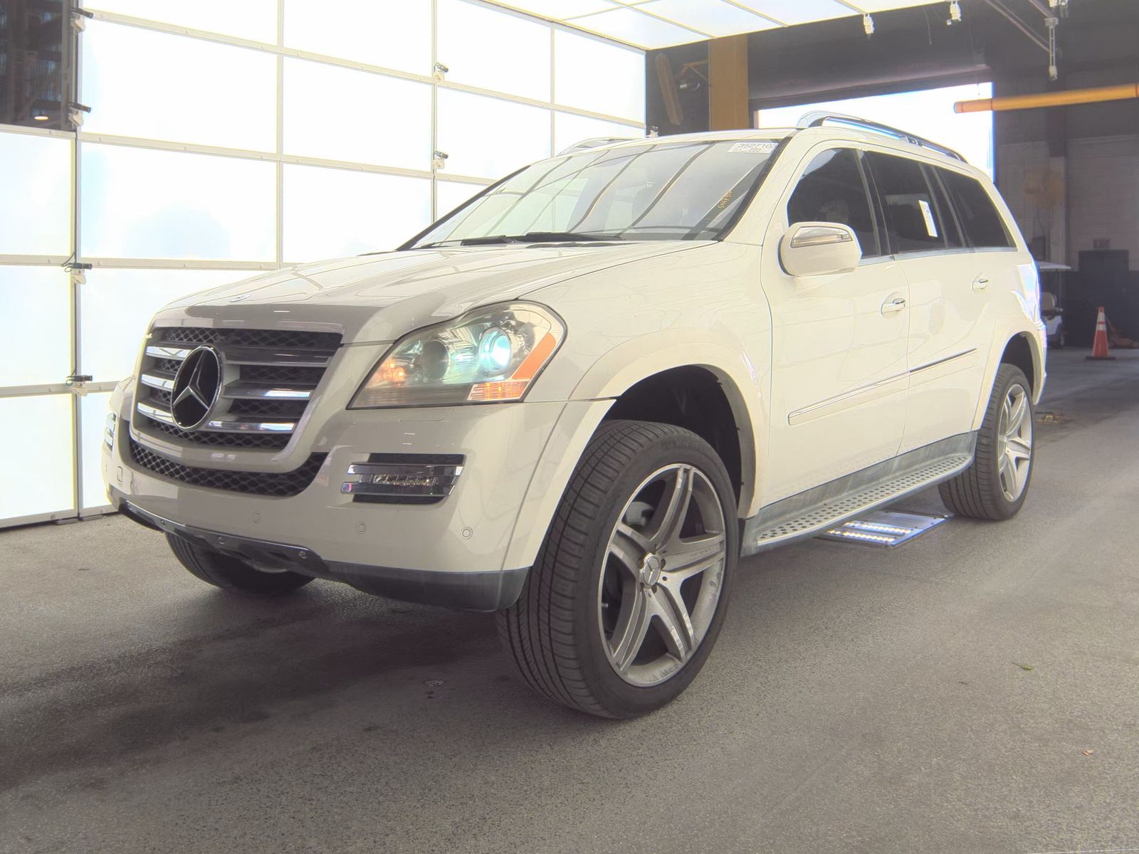 2010 Mercedes-Benz GL-Class GL 550 AWD