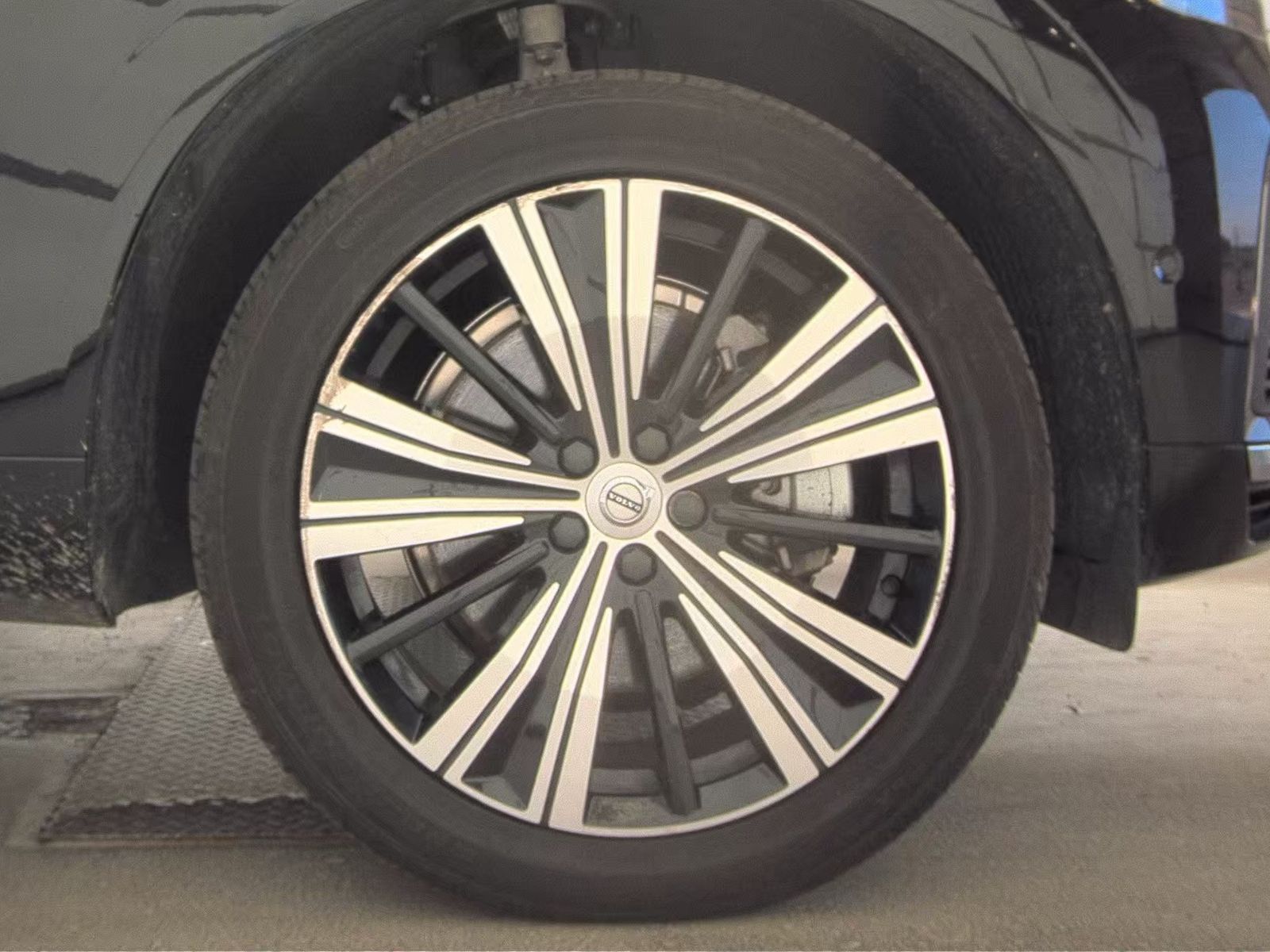 2023 Volvo XC60 Recharge T8 Plus AWD