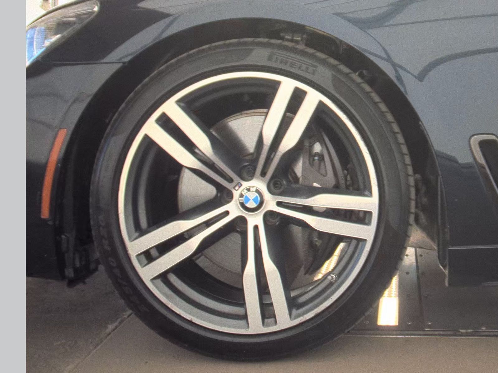 2016 BMW 7 Series 750i RWD