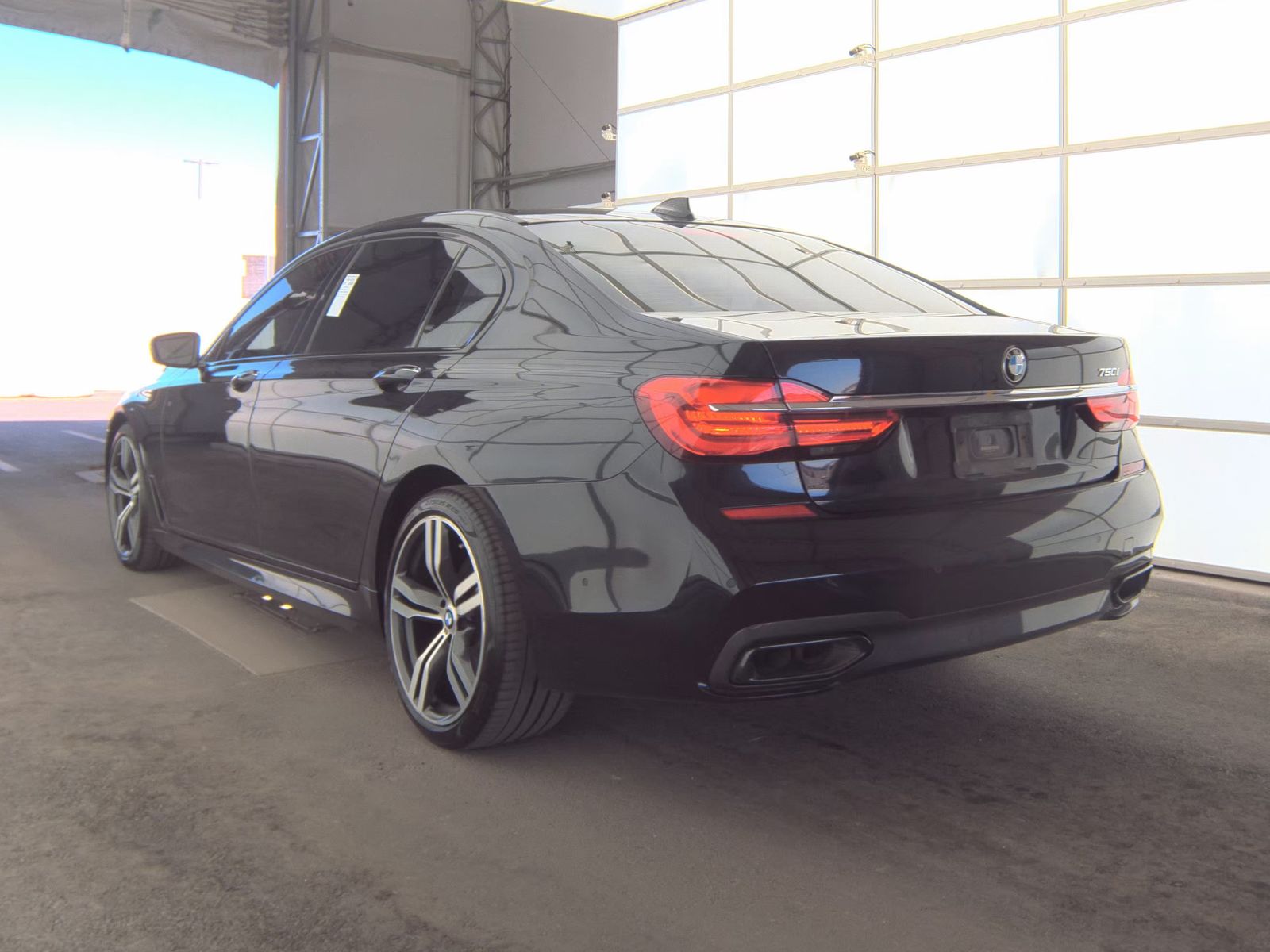 2016 BMW 7 Series 750i RWD