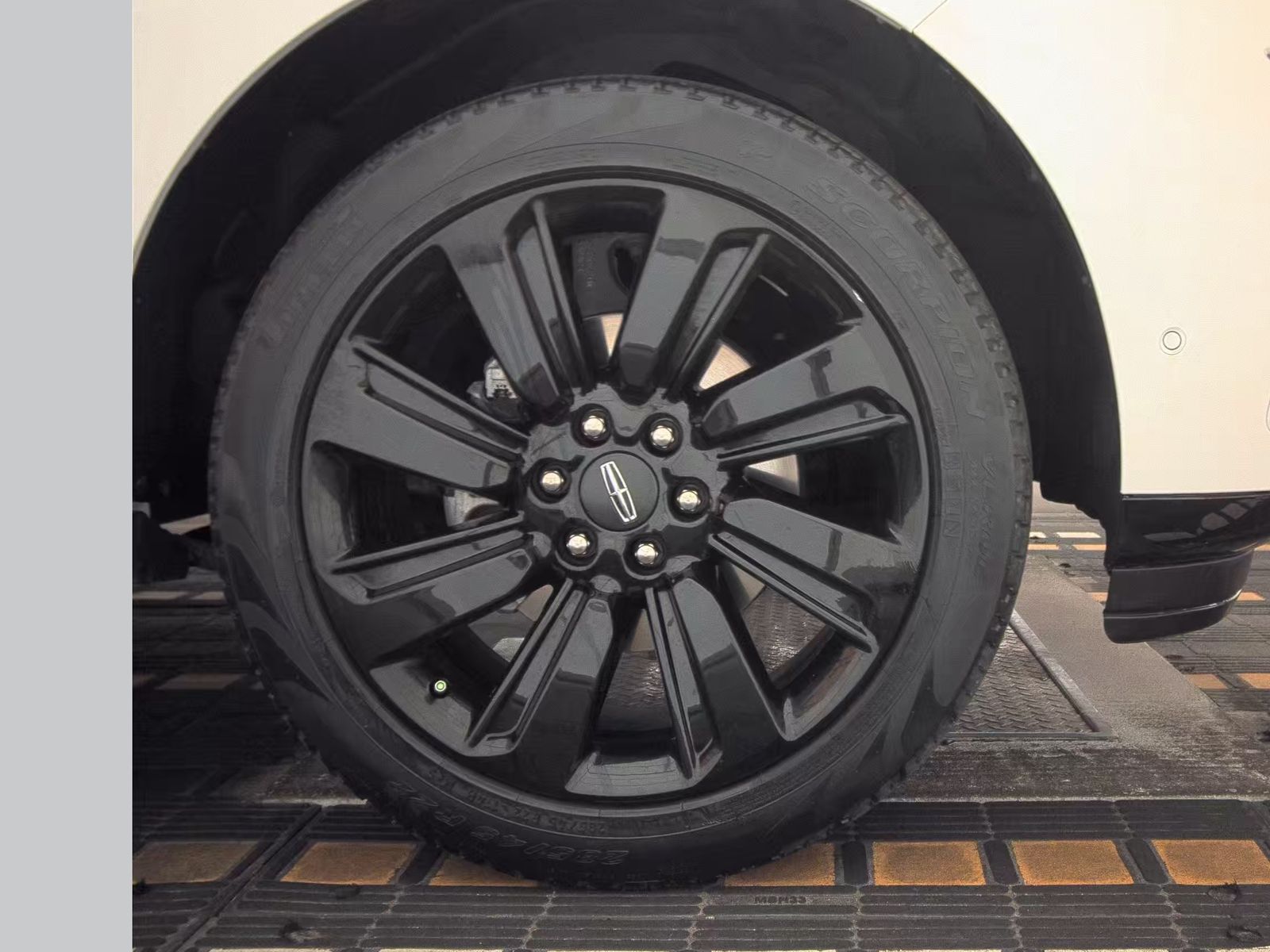 2022 Lincoln Navigator L Reserve FWD