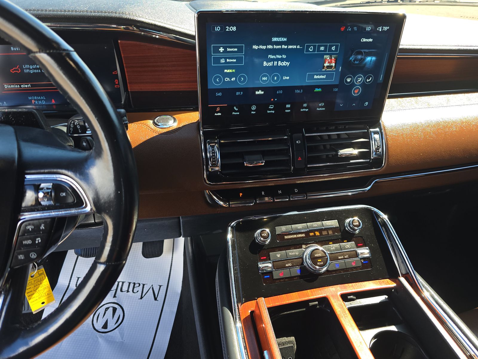 2022 Lincoln Navigator L Reserve FWD