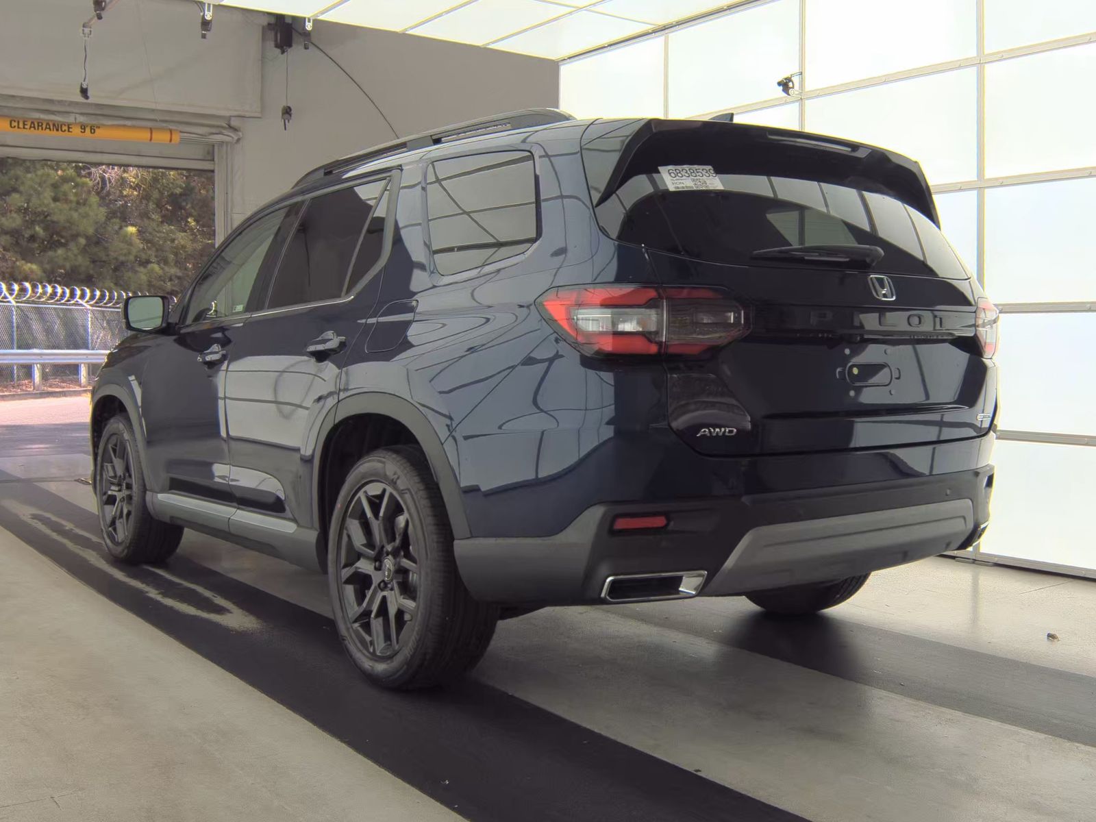 2025 Honda Pilot Touring AWD