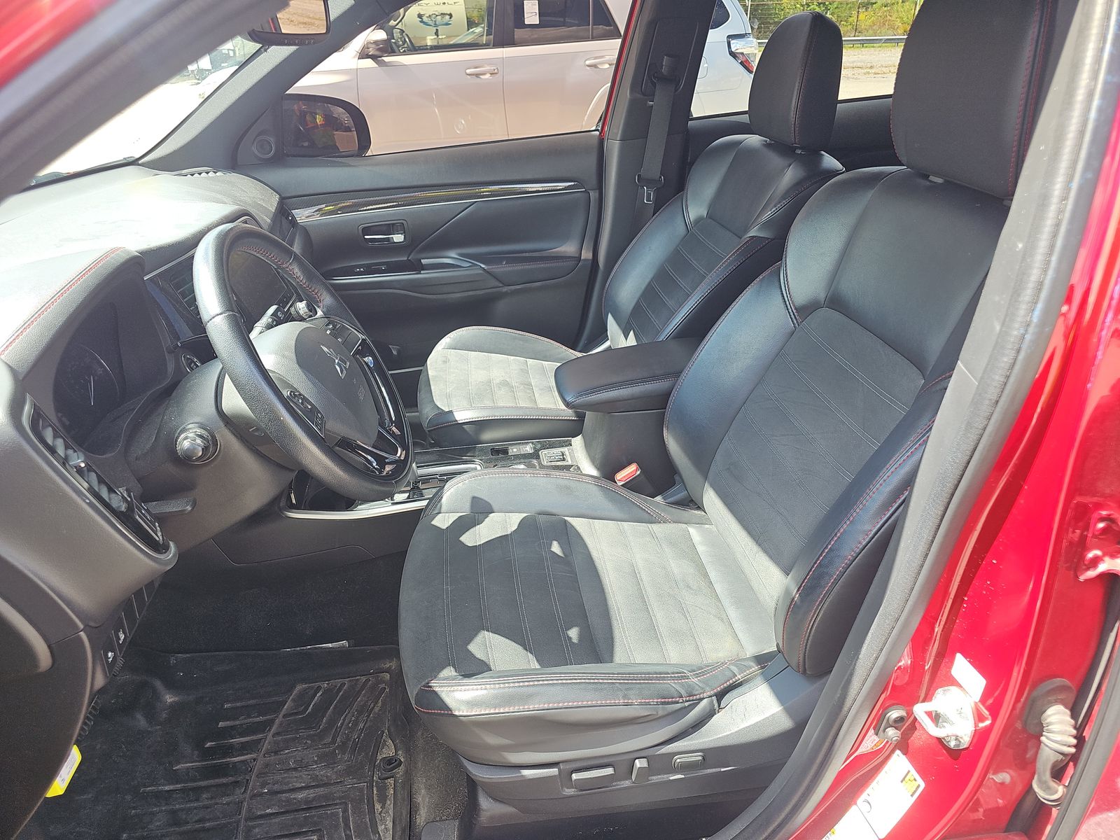 2020 Mitsubishi Outlander LE AWD