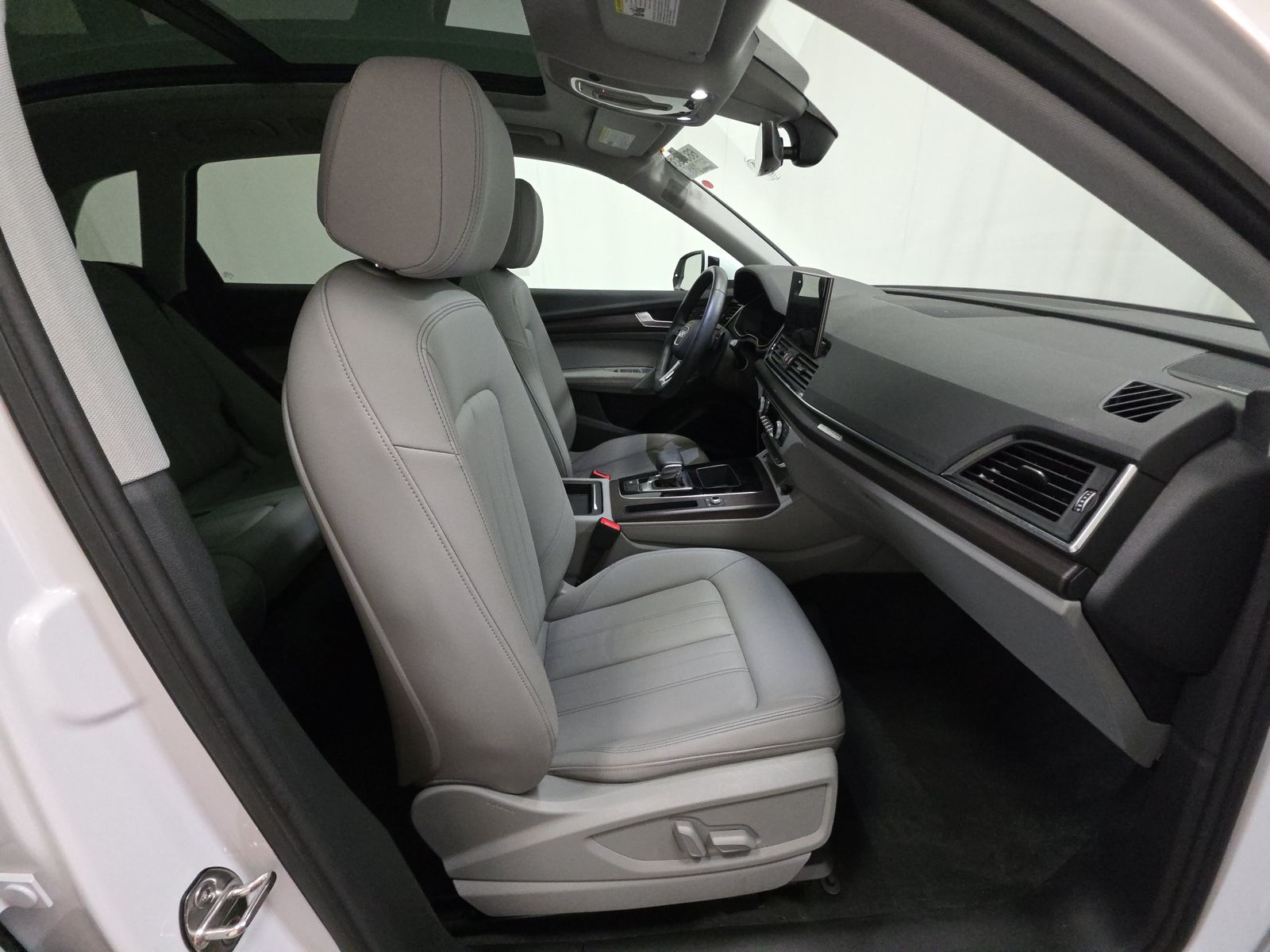 2022 Audi Q5 S line Premium Plus AWD