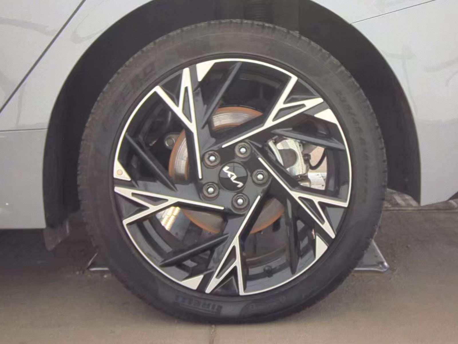 2025 Kia K5 GT-Line FWD