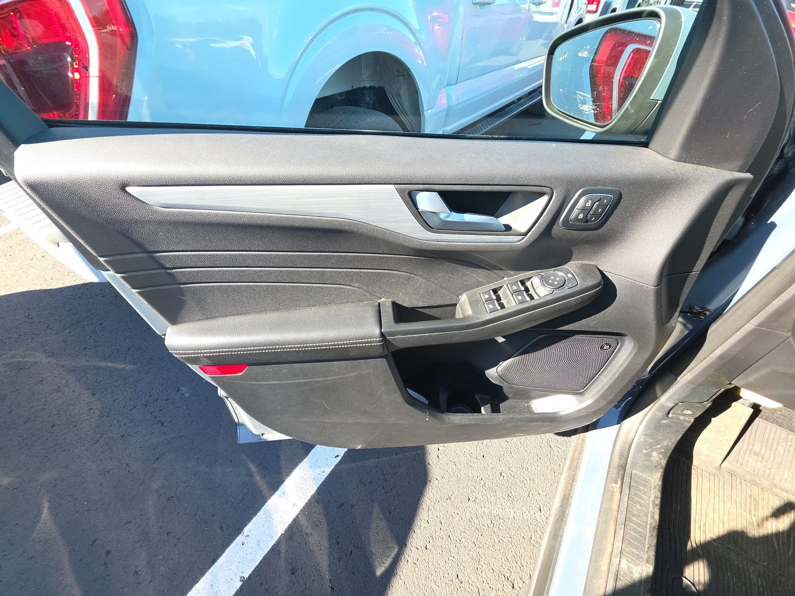 2025 Ford Escape Hybrid Platinum FWD