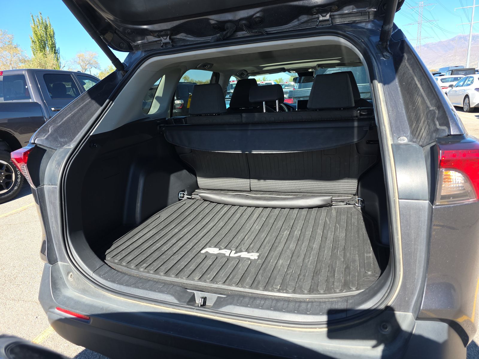 2024 Toyota RAV4 XLE AWD