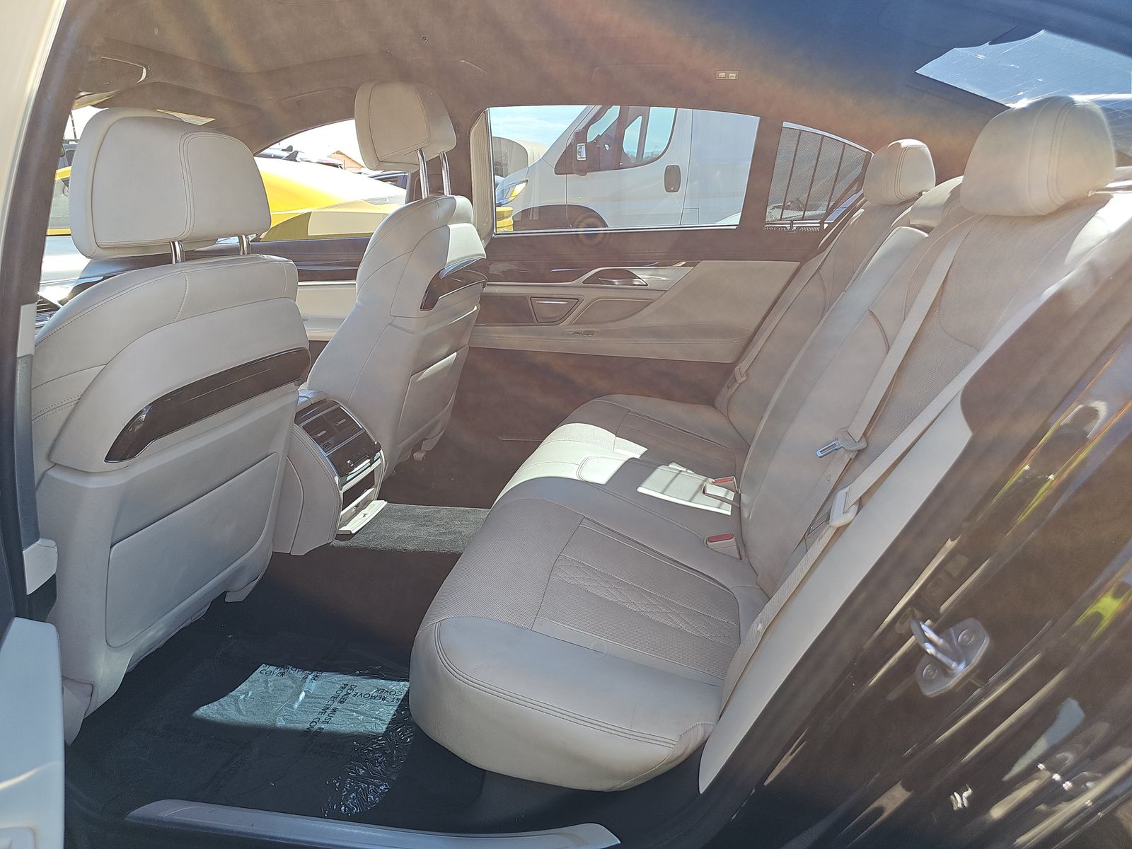 2016 BMW 7 Series 750i RWD