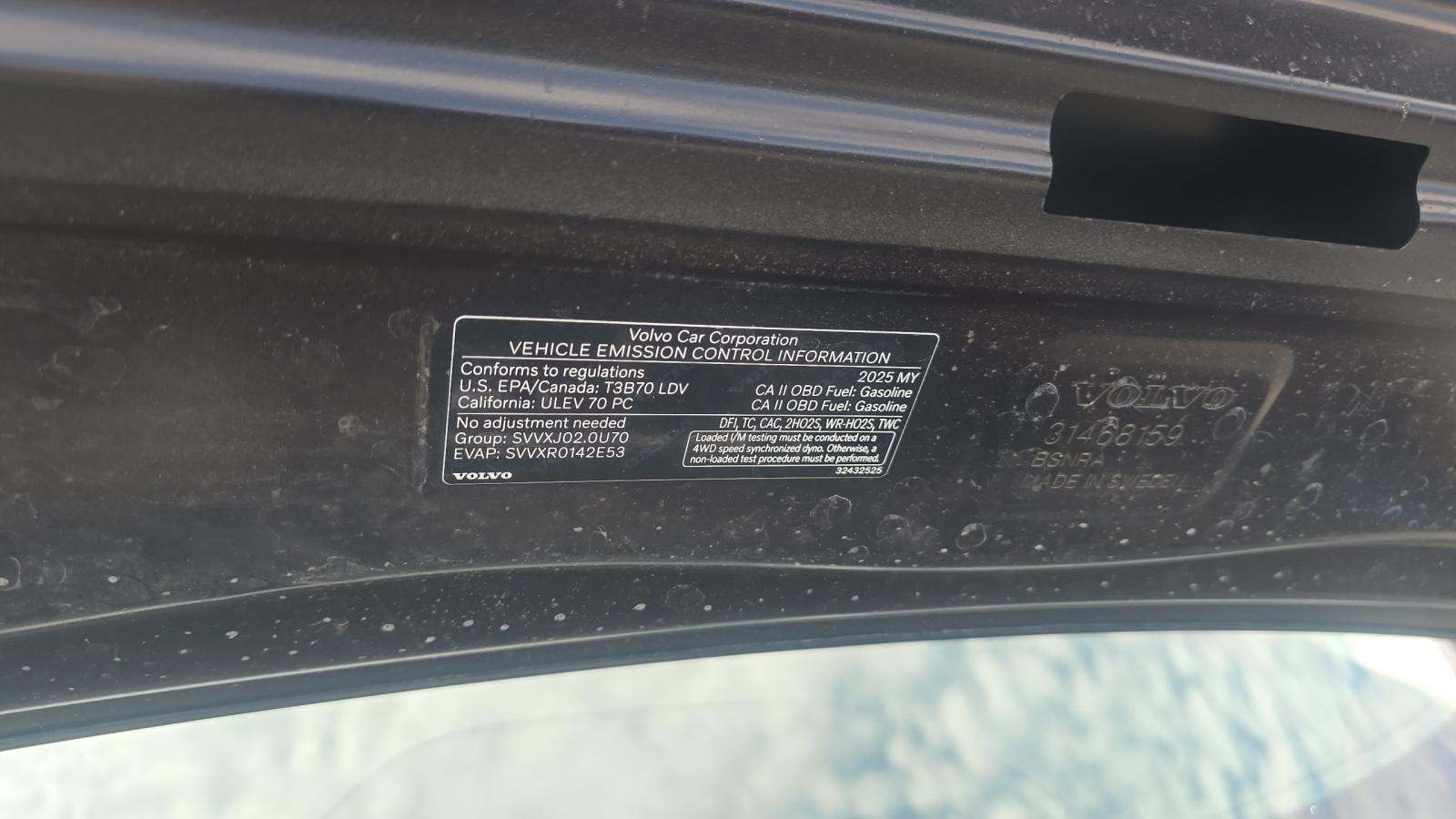 2025 Volvo S60 B5 Plus AWD