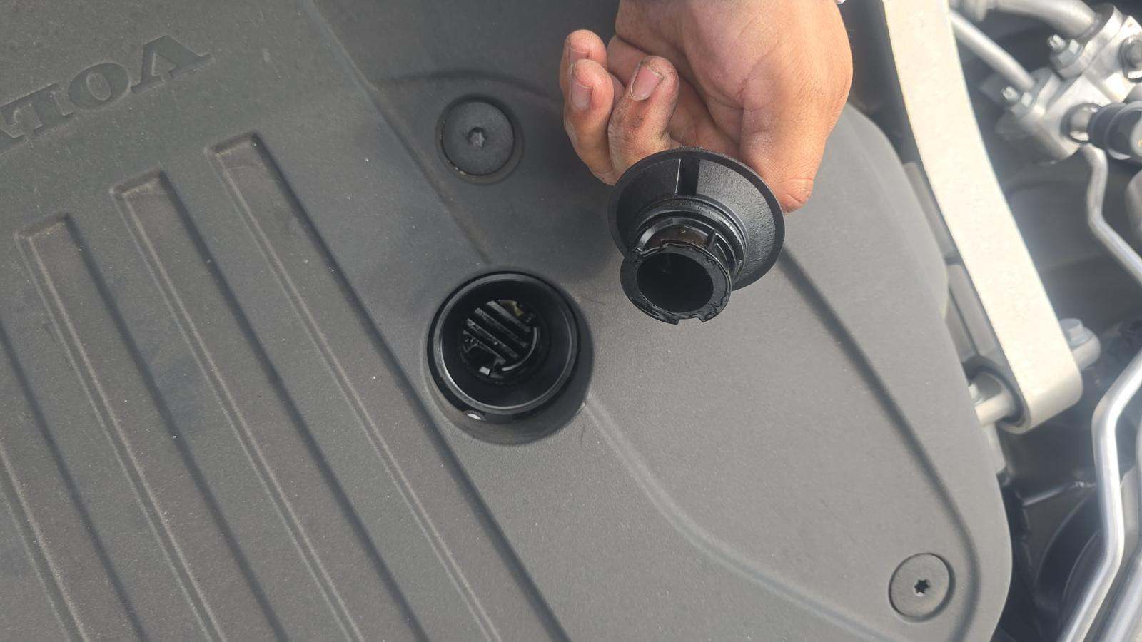 2025 Volvo S60 B5 Plus AWD