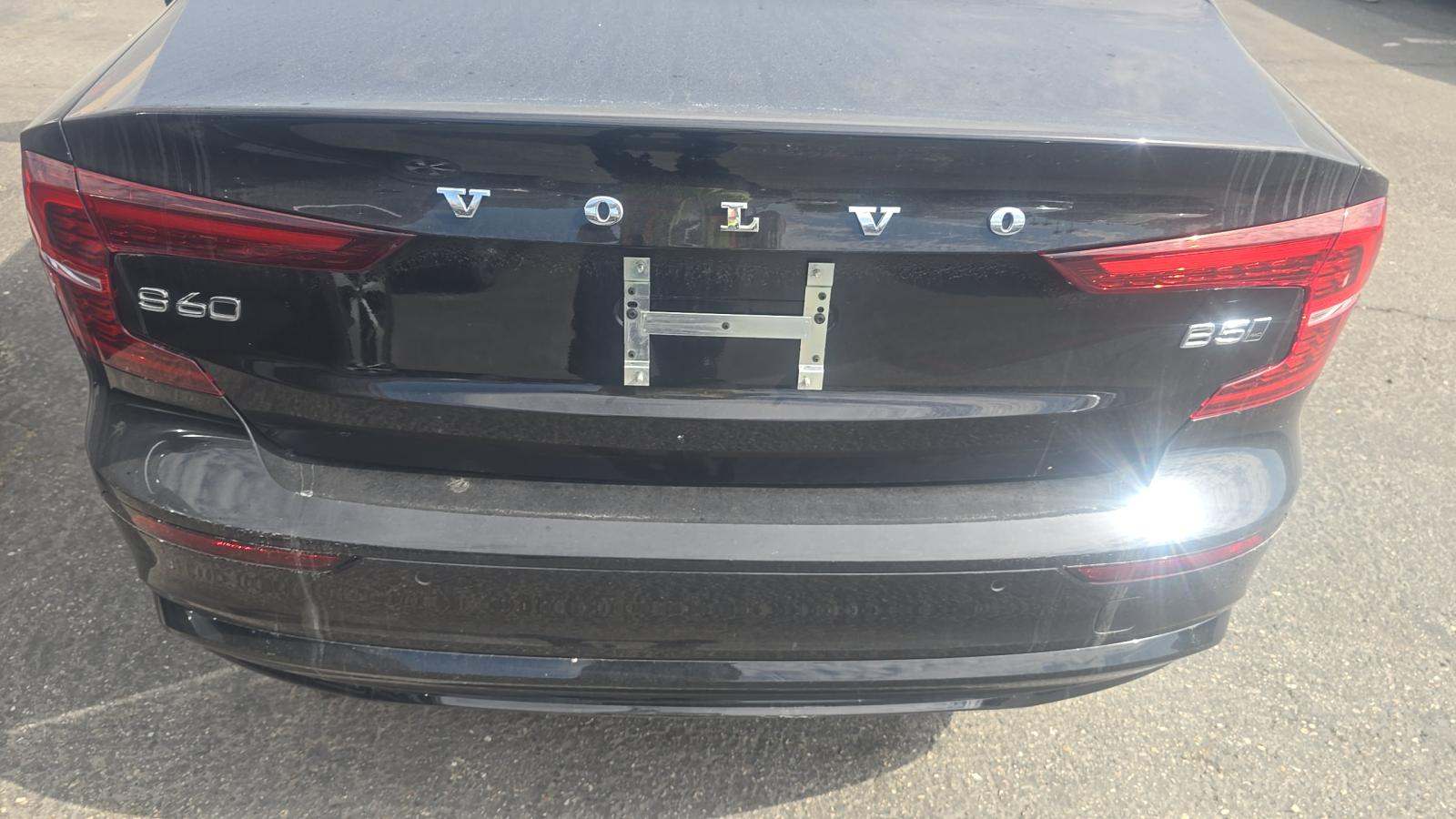 2025 Volvo S60 B5 Plus AWD