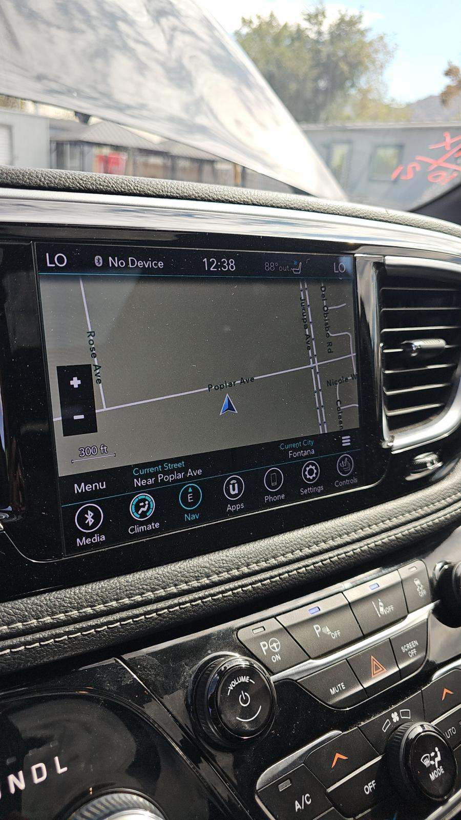 2020 Chrysler Pacifica Hybrid Limited FWD