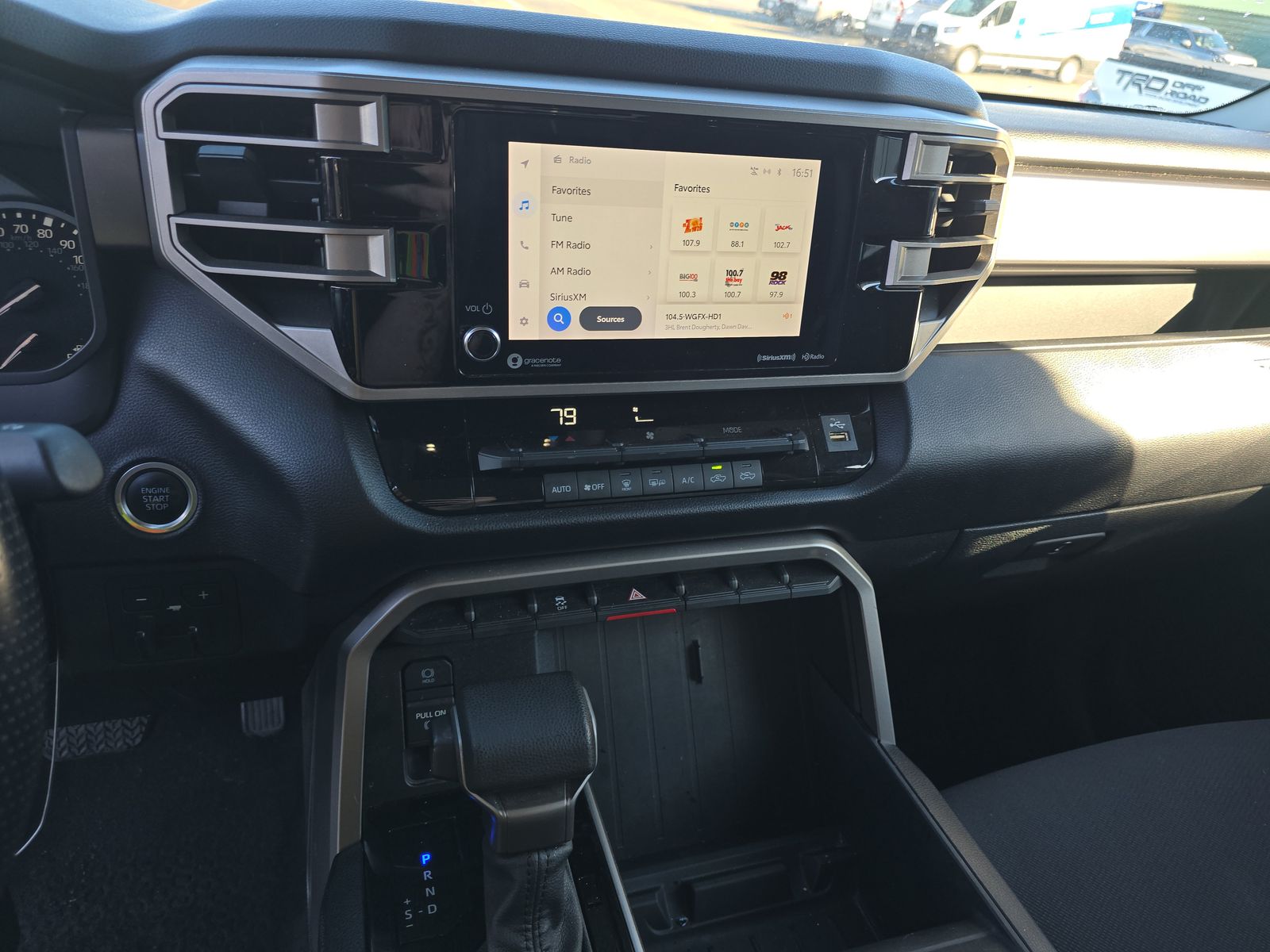 2022 Toyota Tundra SR5 AWD