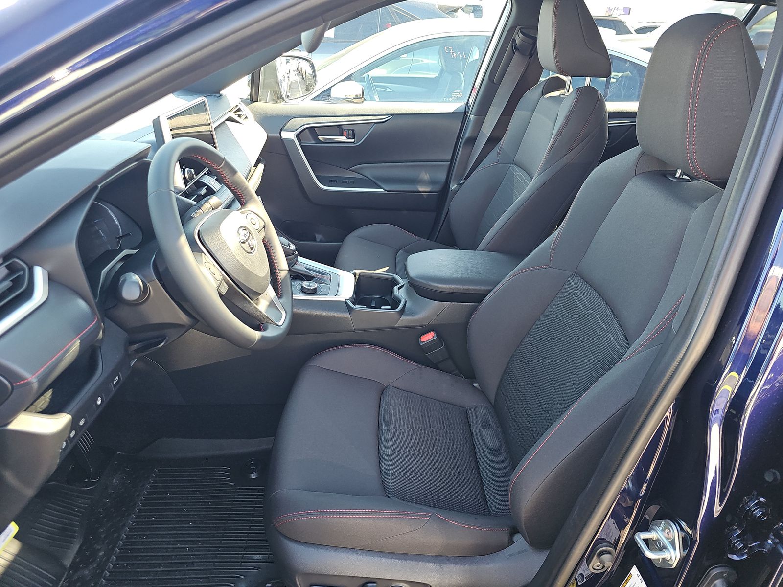 2025 Toyota RAV4 Plug-In Hybrid SE AWD