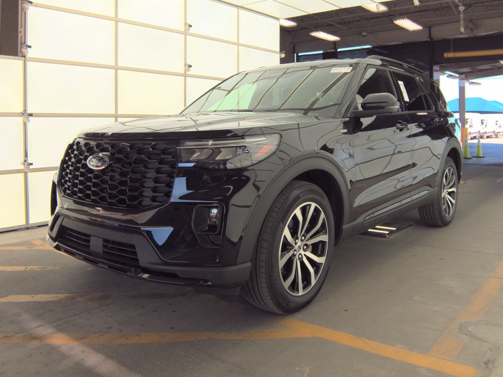 2025 Ford Explorer ST-Line AWD