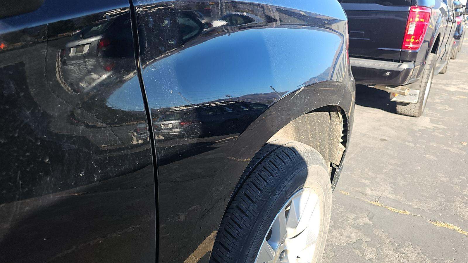 2022 Chevrolet Silverado 1500 Custom AWD