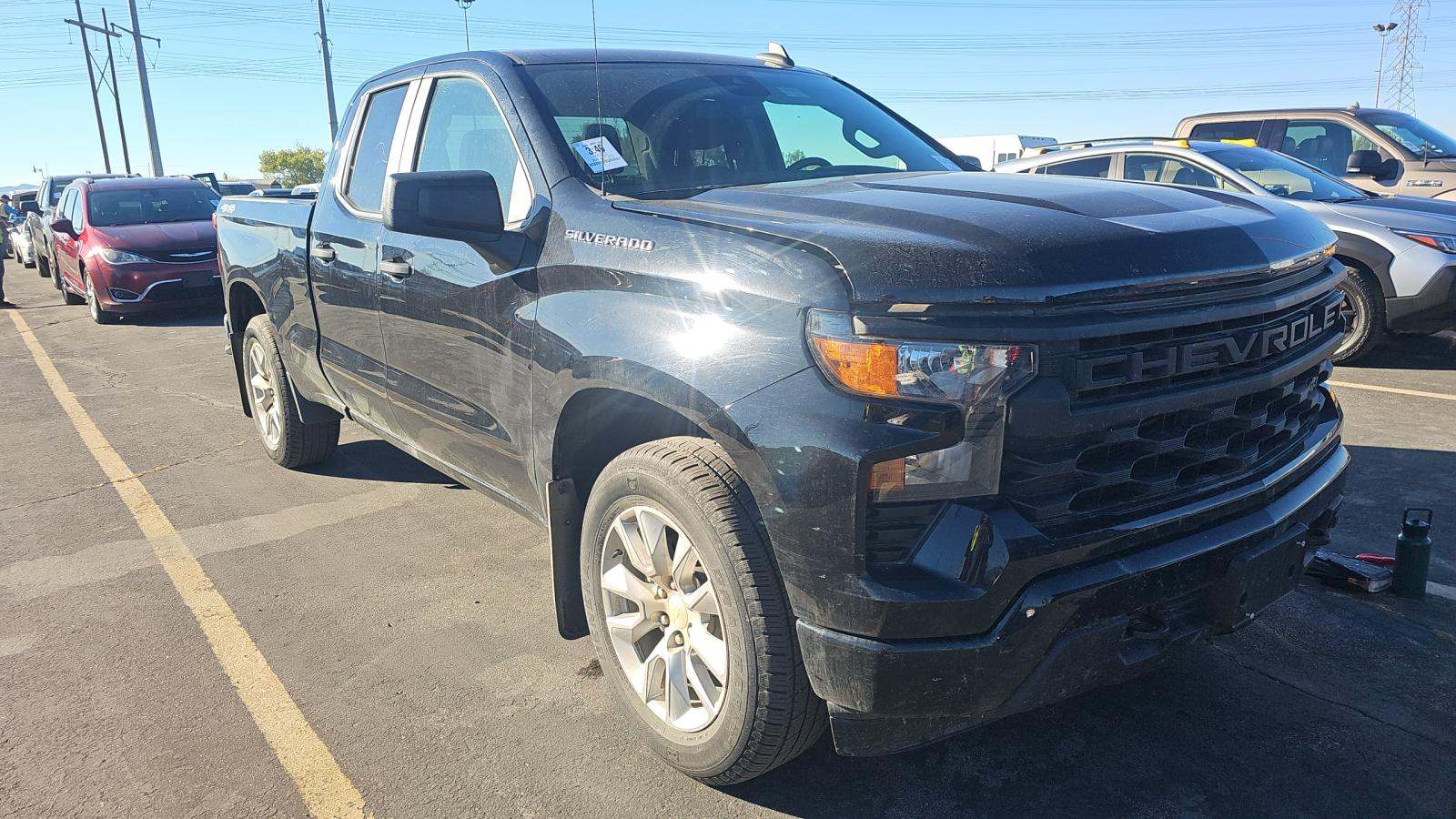 2022 Chevrolet Silverado 1500 Custom AWD
