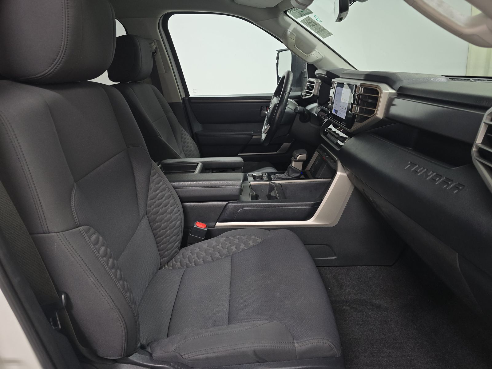 2022 Toyota Tundra SR5 AWD