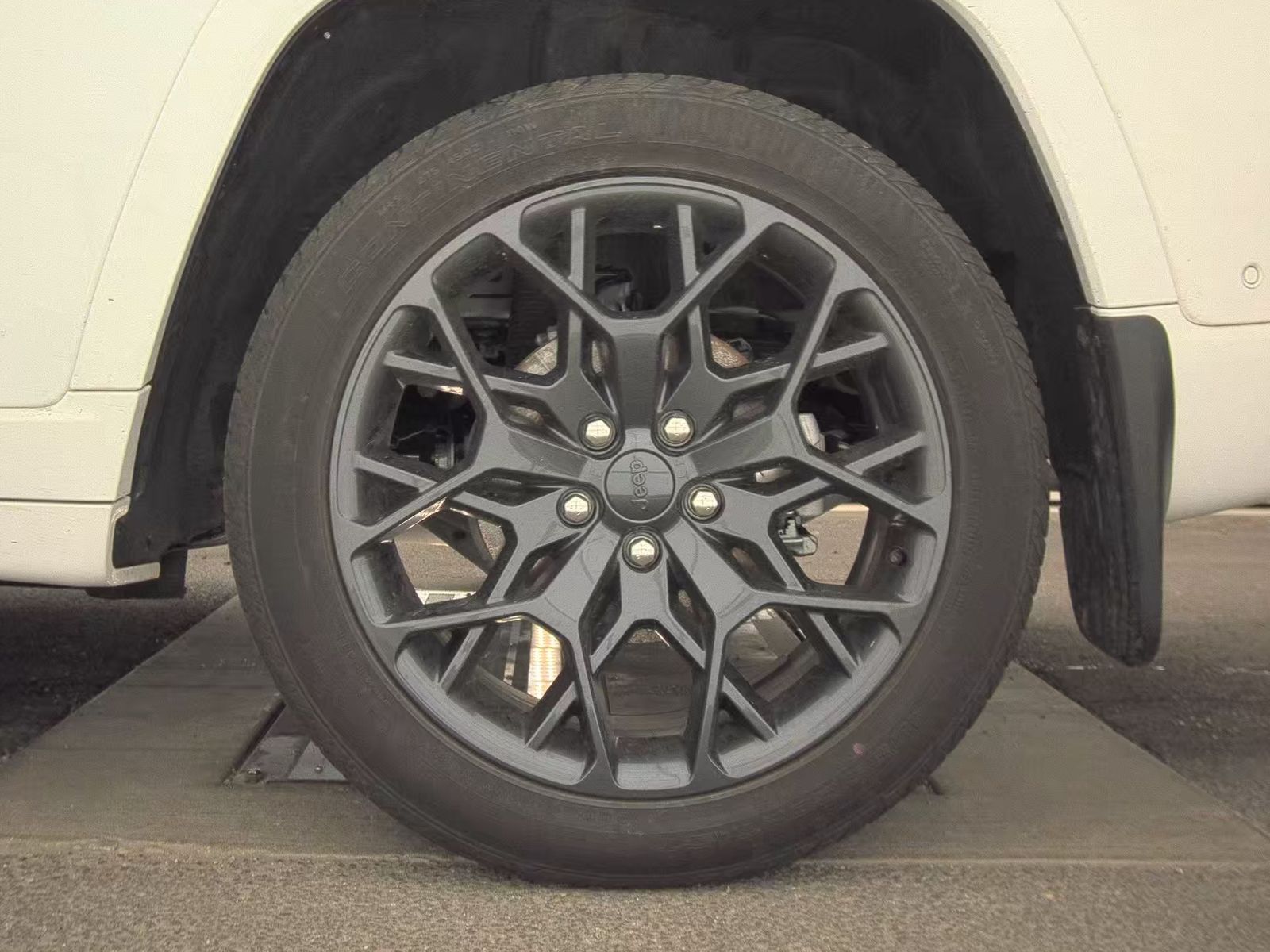 2024 Jeep Grand Cherokee Summit AWD