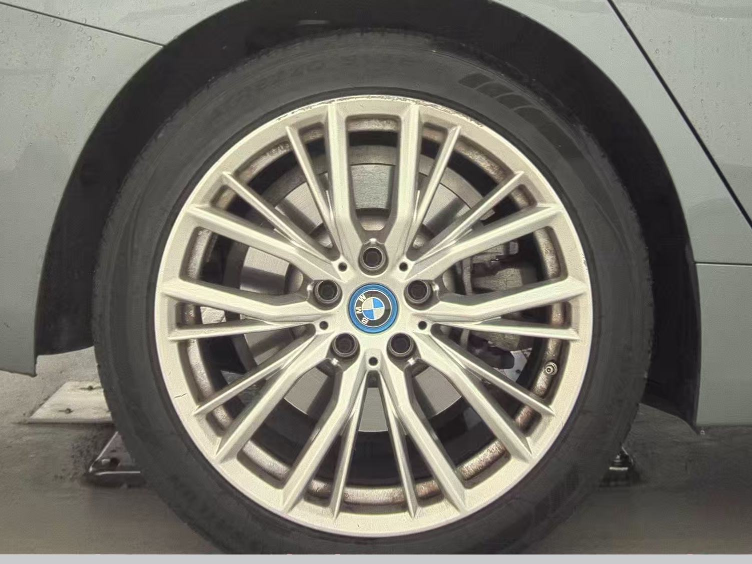 2024 BMW 3 Series 330e xDrive AWD