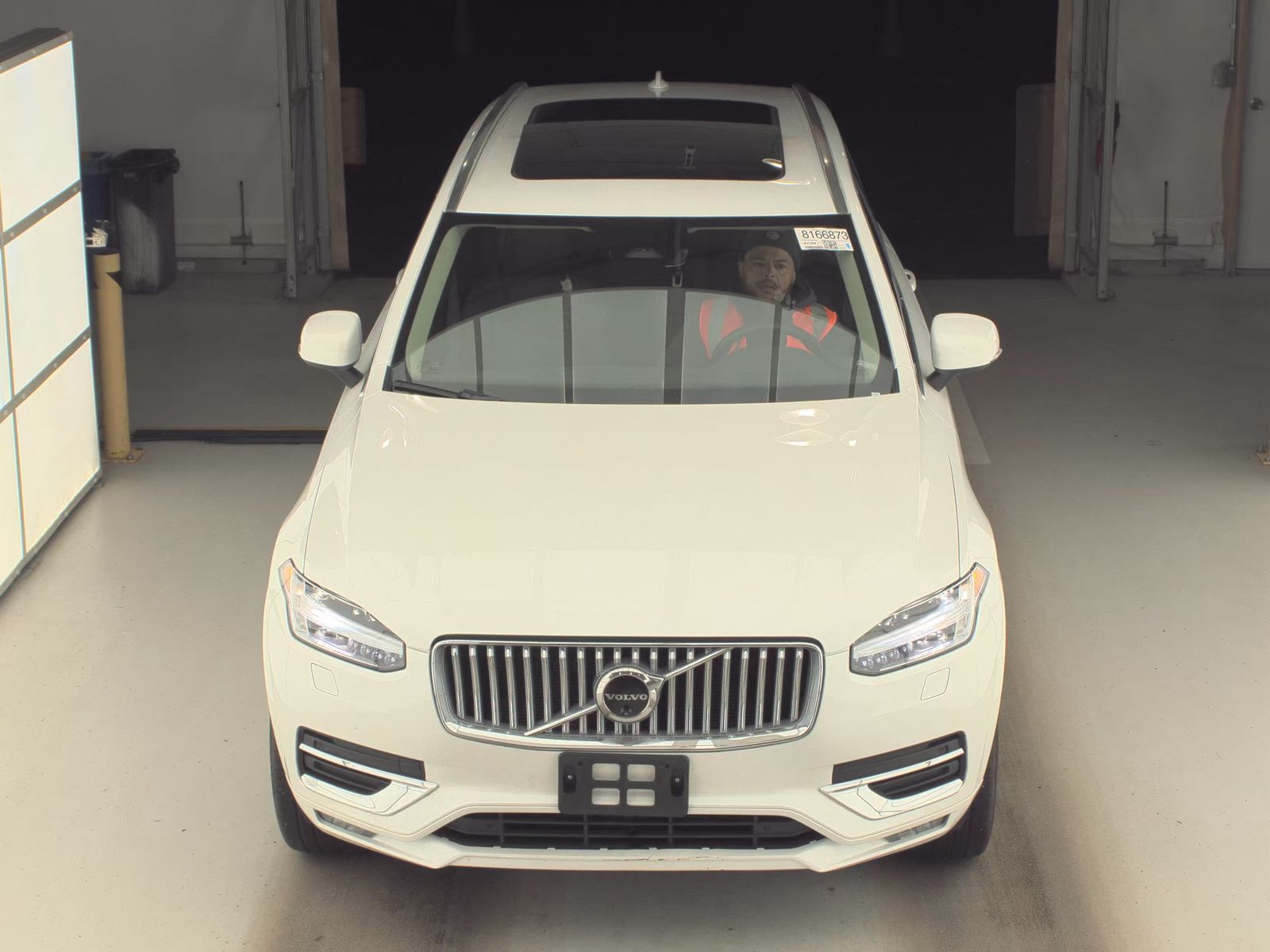 2025 Volvo XC90 B6 Plus AWD