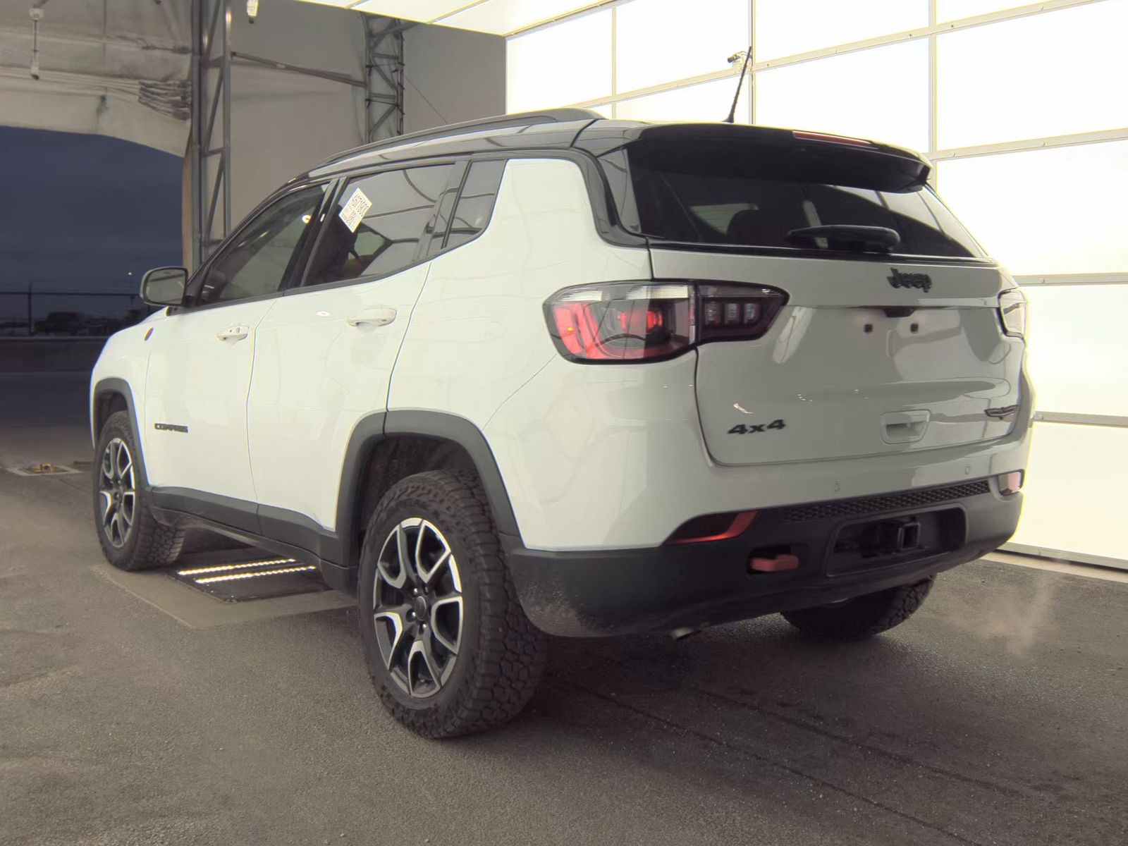 2025 Jeep Compass Trailhawk AWD