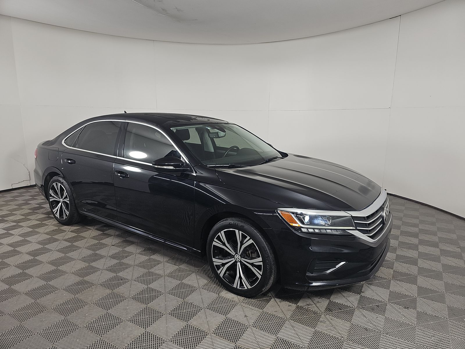 2021 Volkswagen Passat 2.0T SE FWD