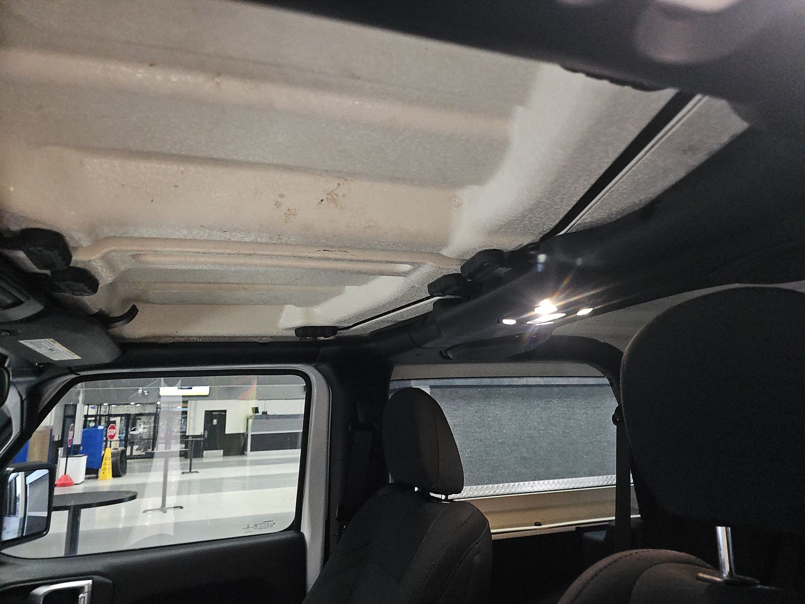 2020 Jeep Wrangler Sport S AWD