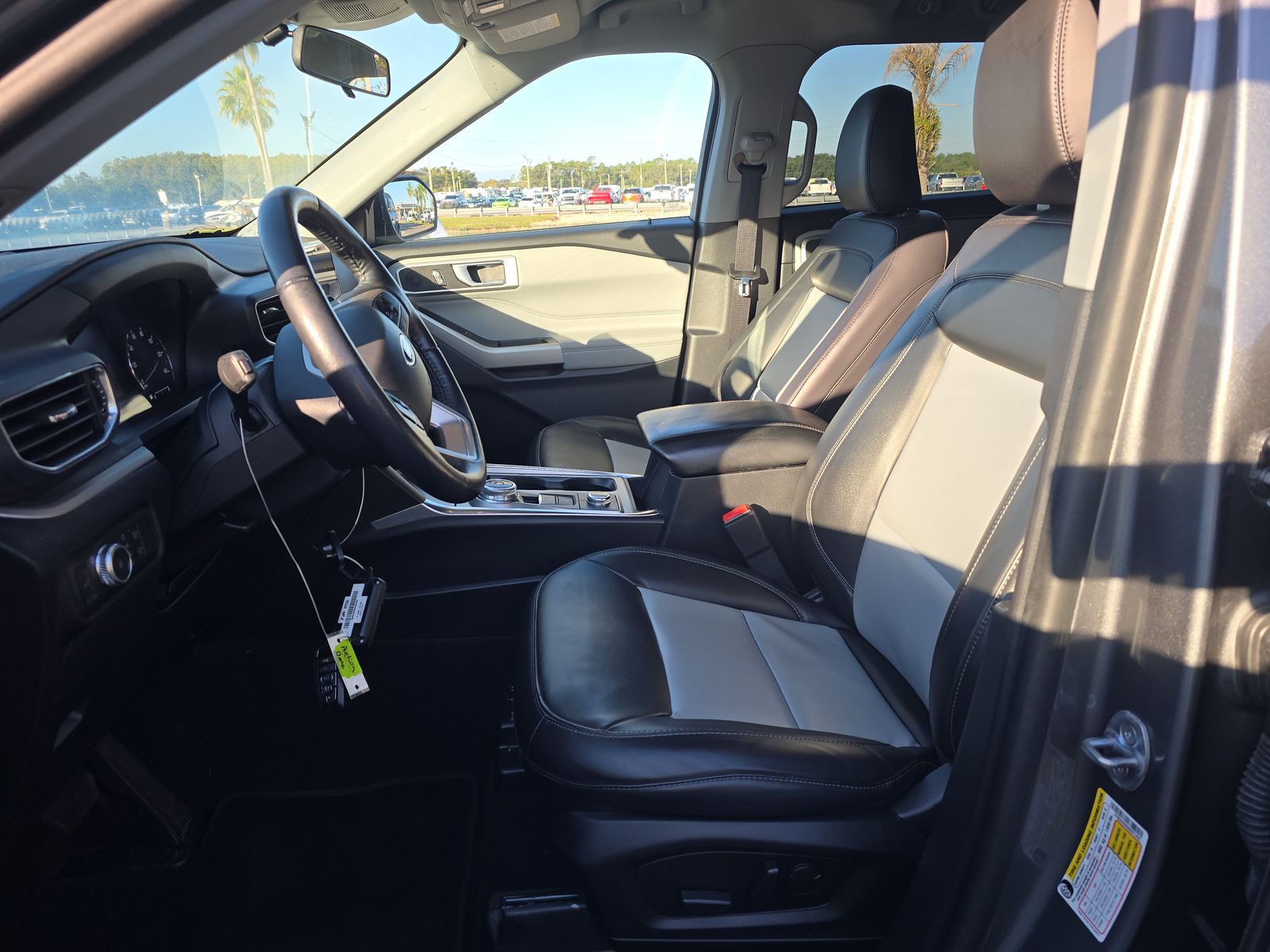 2022 Ford Explorer XLT AWD