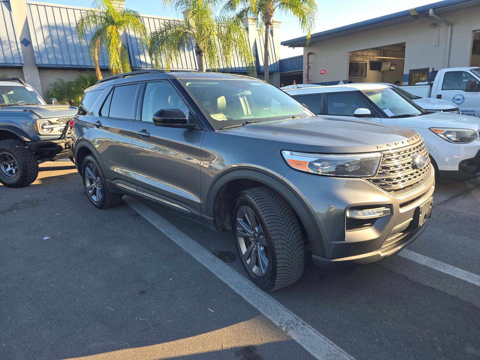 2022 Ford Explorer XLT AWD