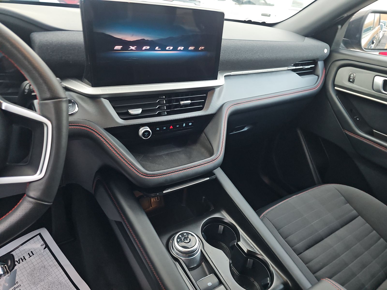 2025 Ford Explorer ST-Line AWD