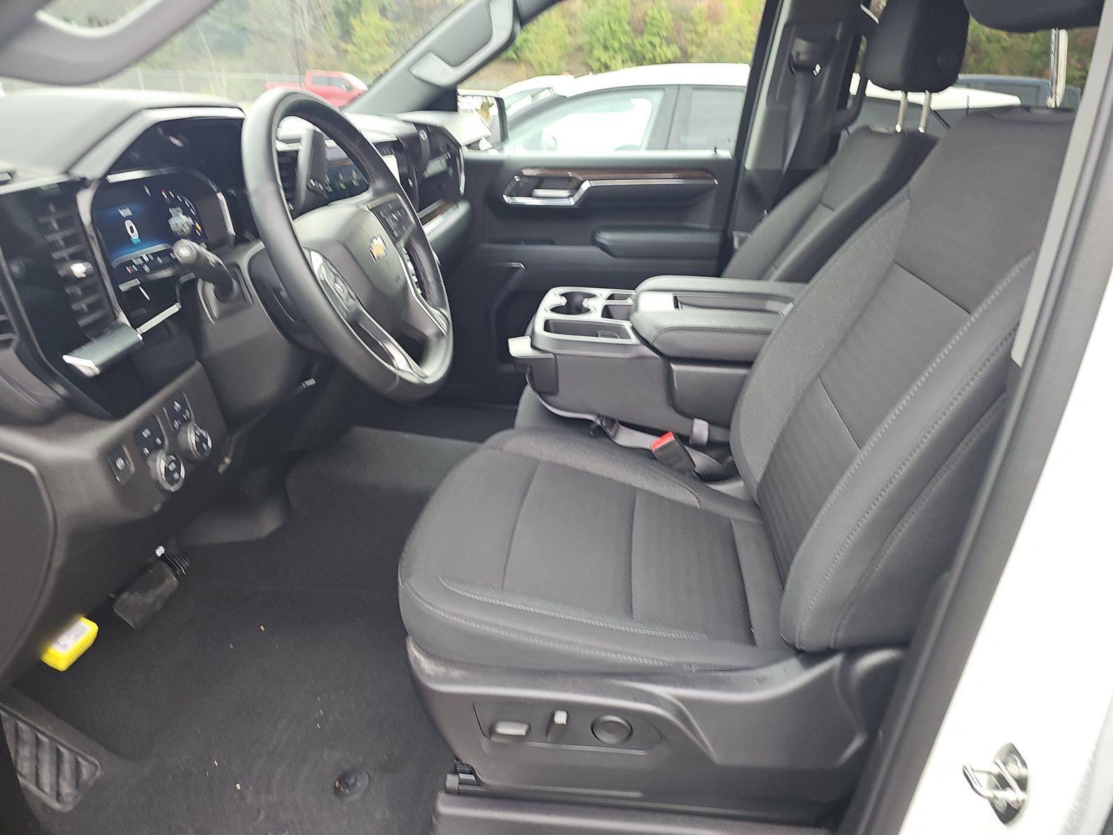 2024 Chevrolet Silverado 1500 LT AWD