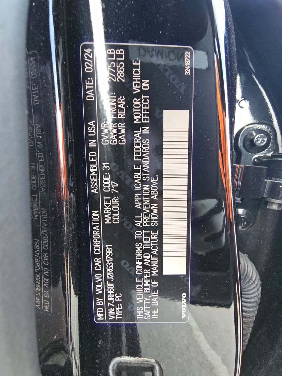 2024 Volvo S60 Recharge T8 Ultimate AWD