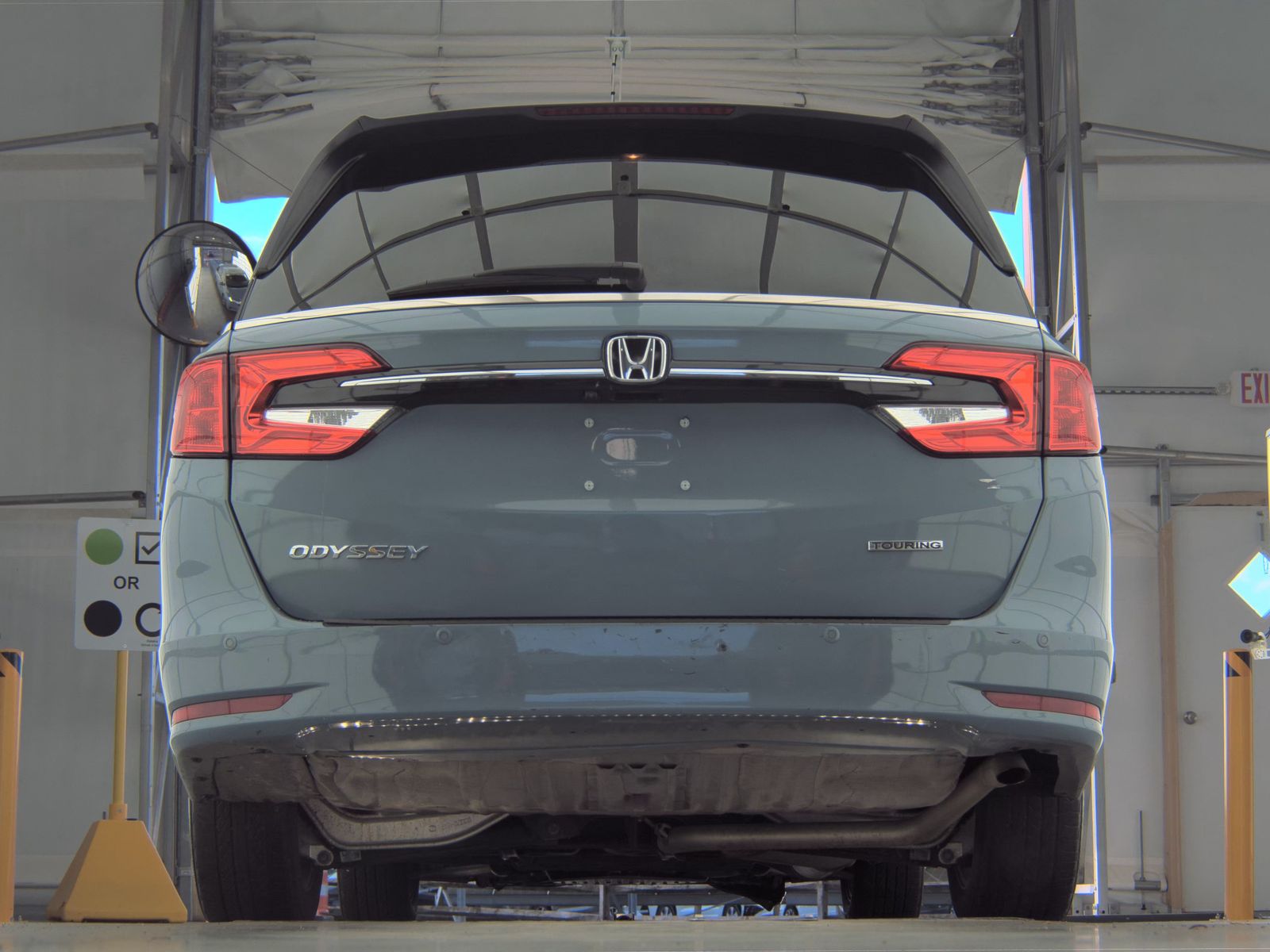 2023 Honda Odyssey Touring FWD