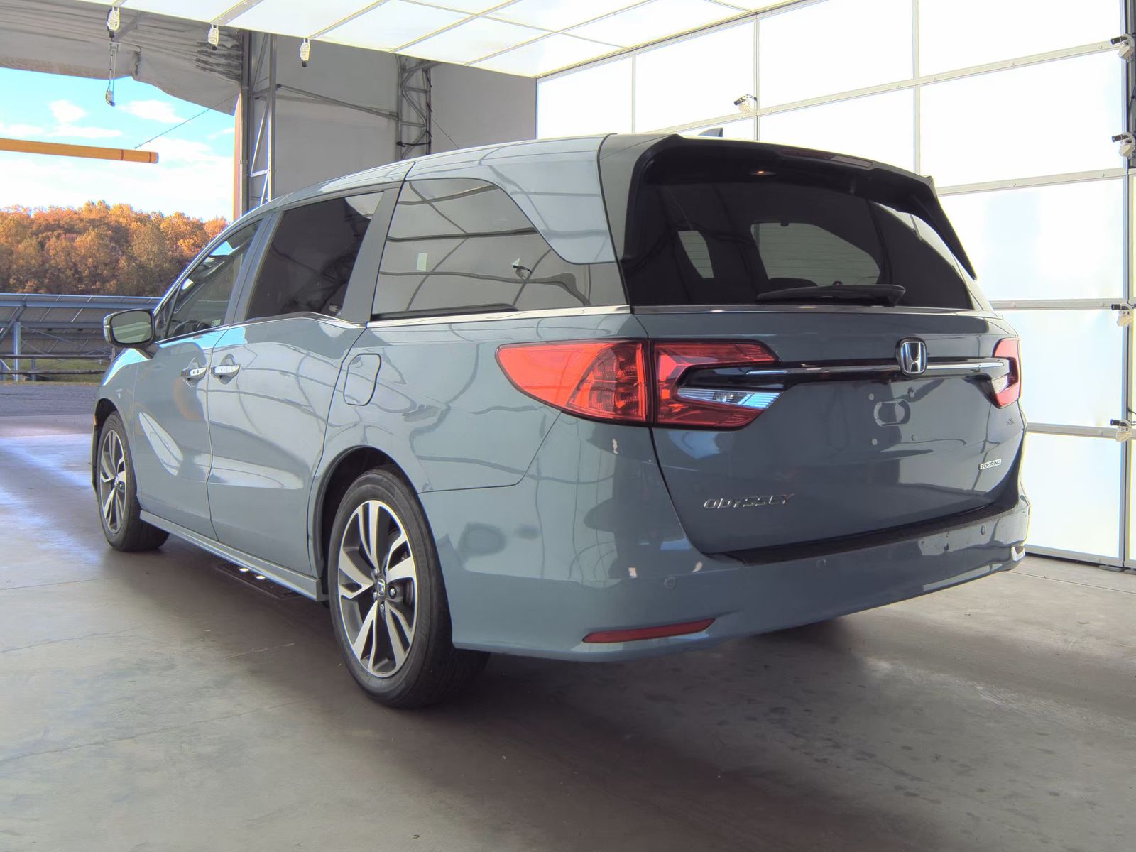 2023 Honda Odyssey Touring FWD