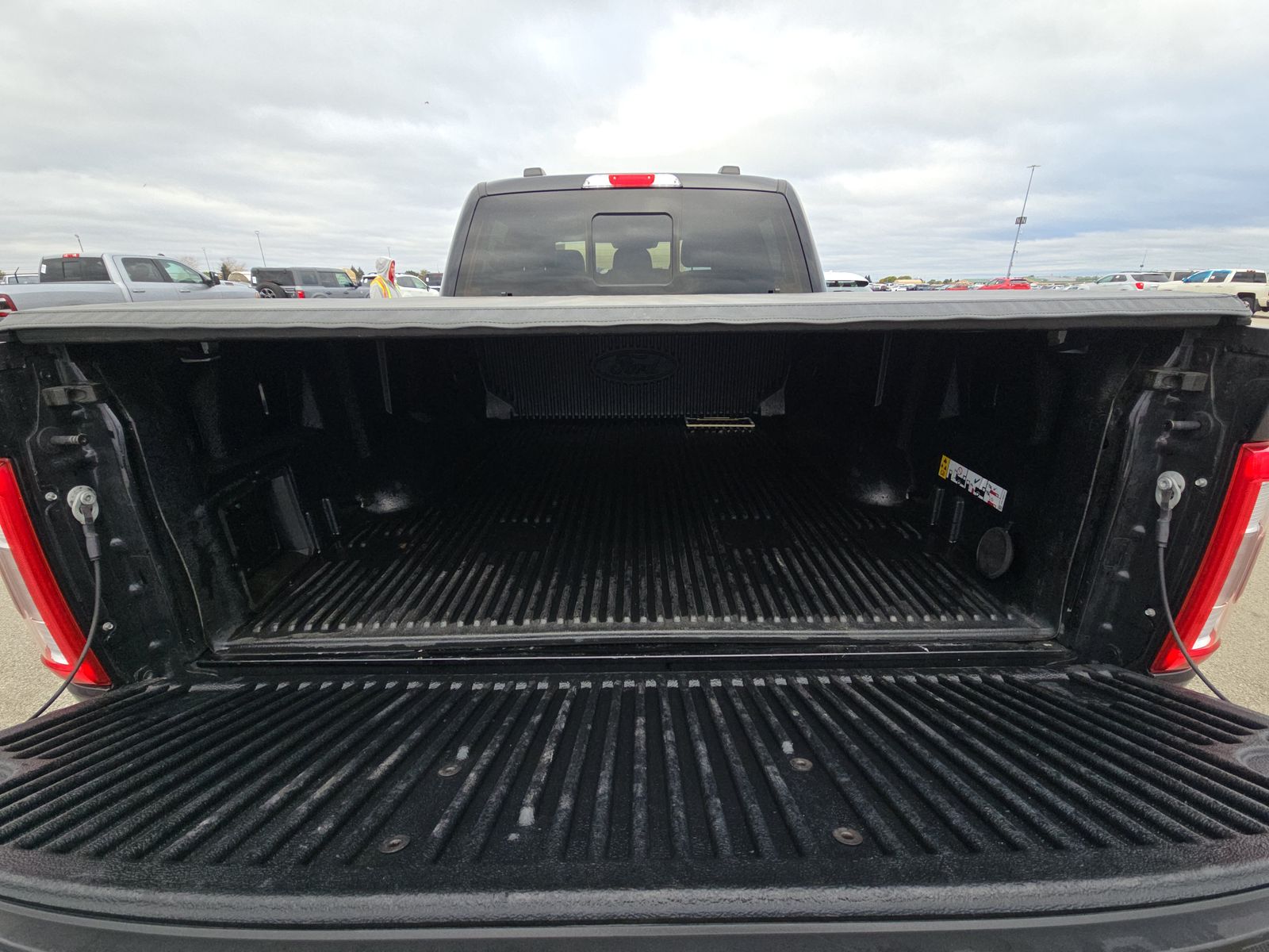 2023 Ford F-150 Hybrid Lariat AWD