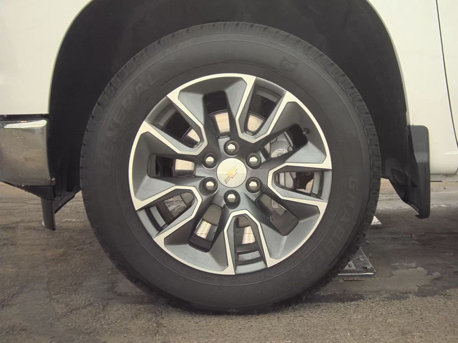 2024 Chevrolet Silverado 1500 LT AWD