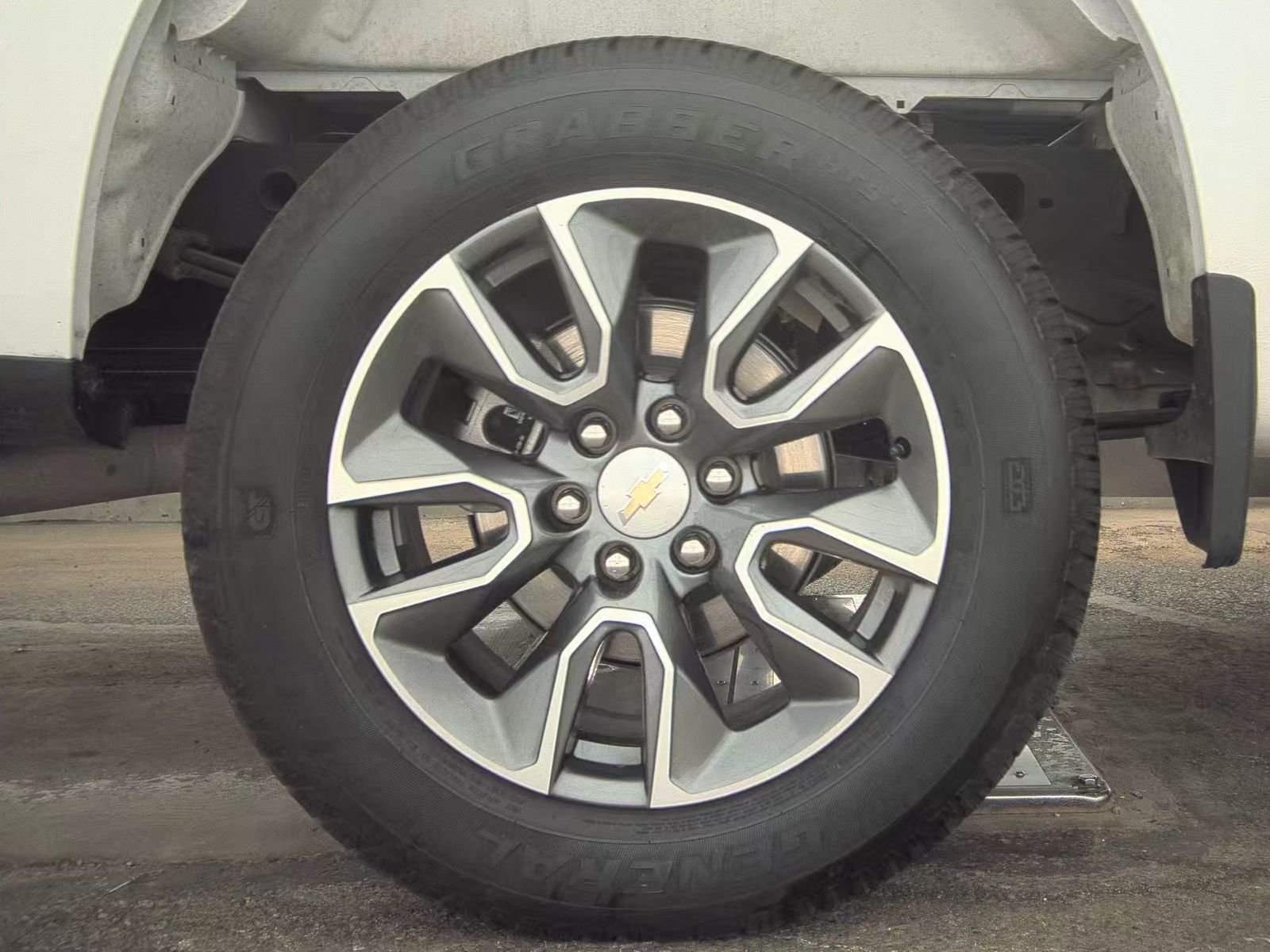 2024 Chevrolet Silverado 1500 LT AWD