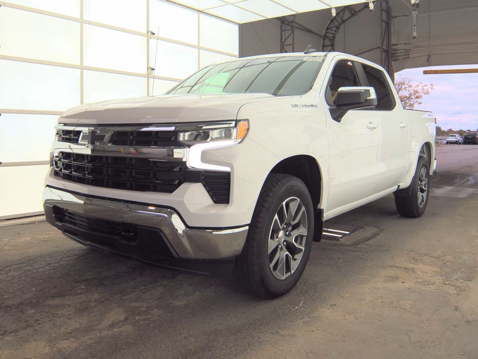 2024 Chevrolet Silverado 1500 LT AWD