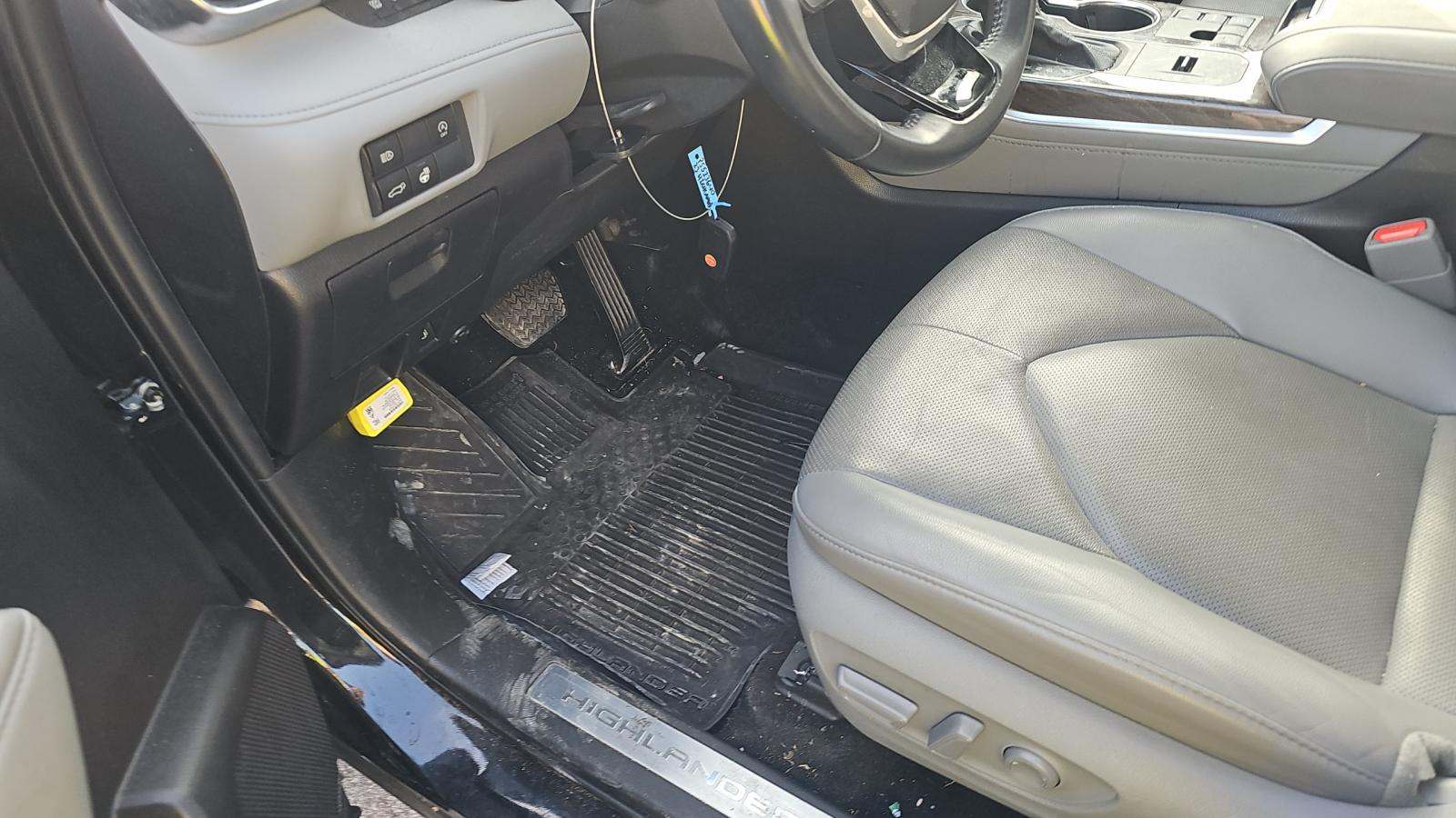 2023 Toyota Highlander Limited FWD