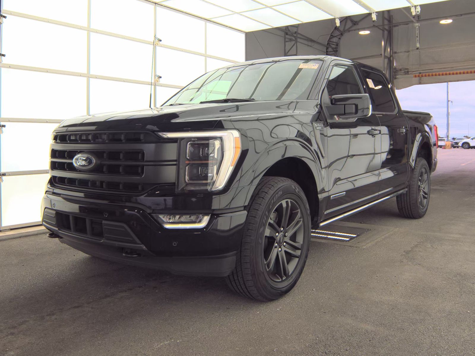 2023 Ford F-150 Hybrid Lariat AWD