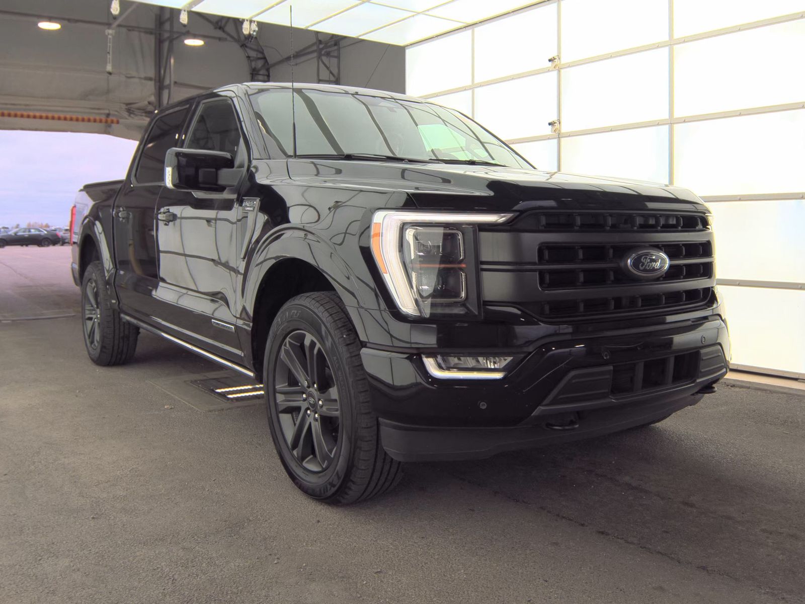 2023 Ford F-150 Hybrid Lariat AWD