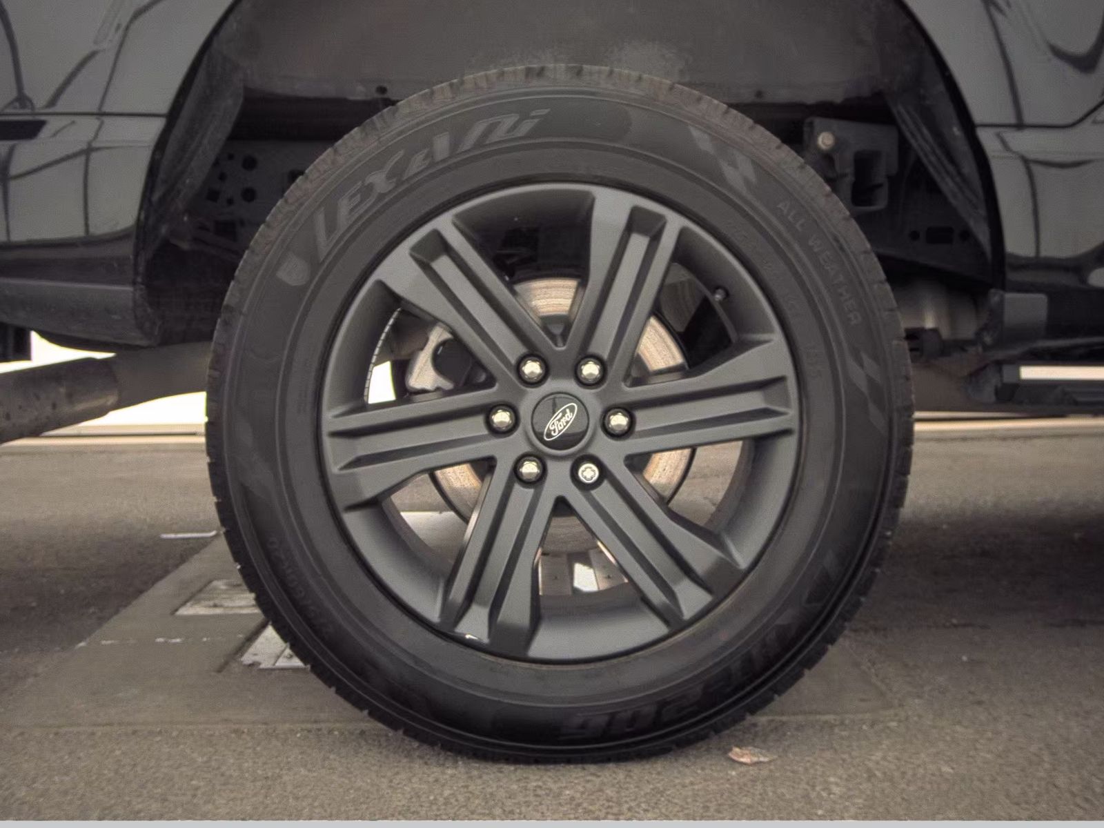 2023 Ford F-150 Hybrid Lariat AWD